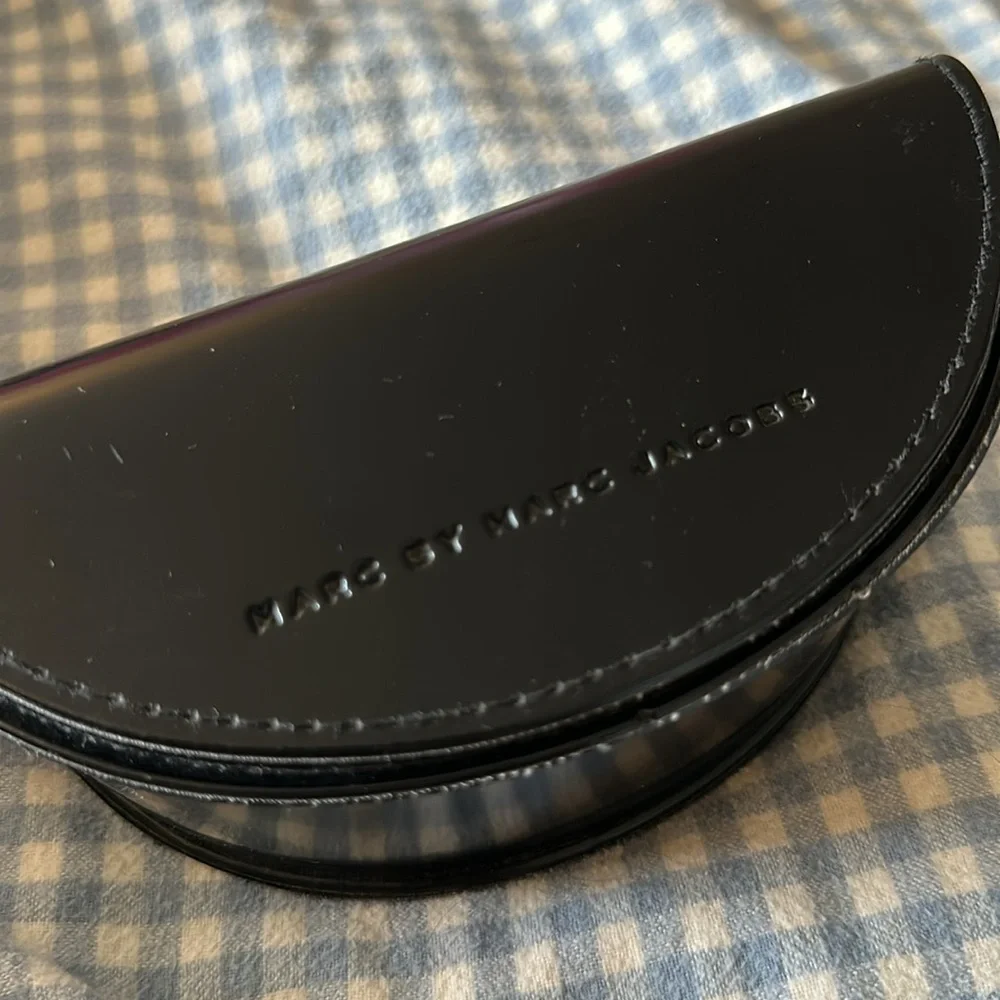 Marc Jacobs Pink Sunglasses - Picture 2 of 7
